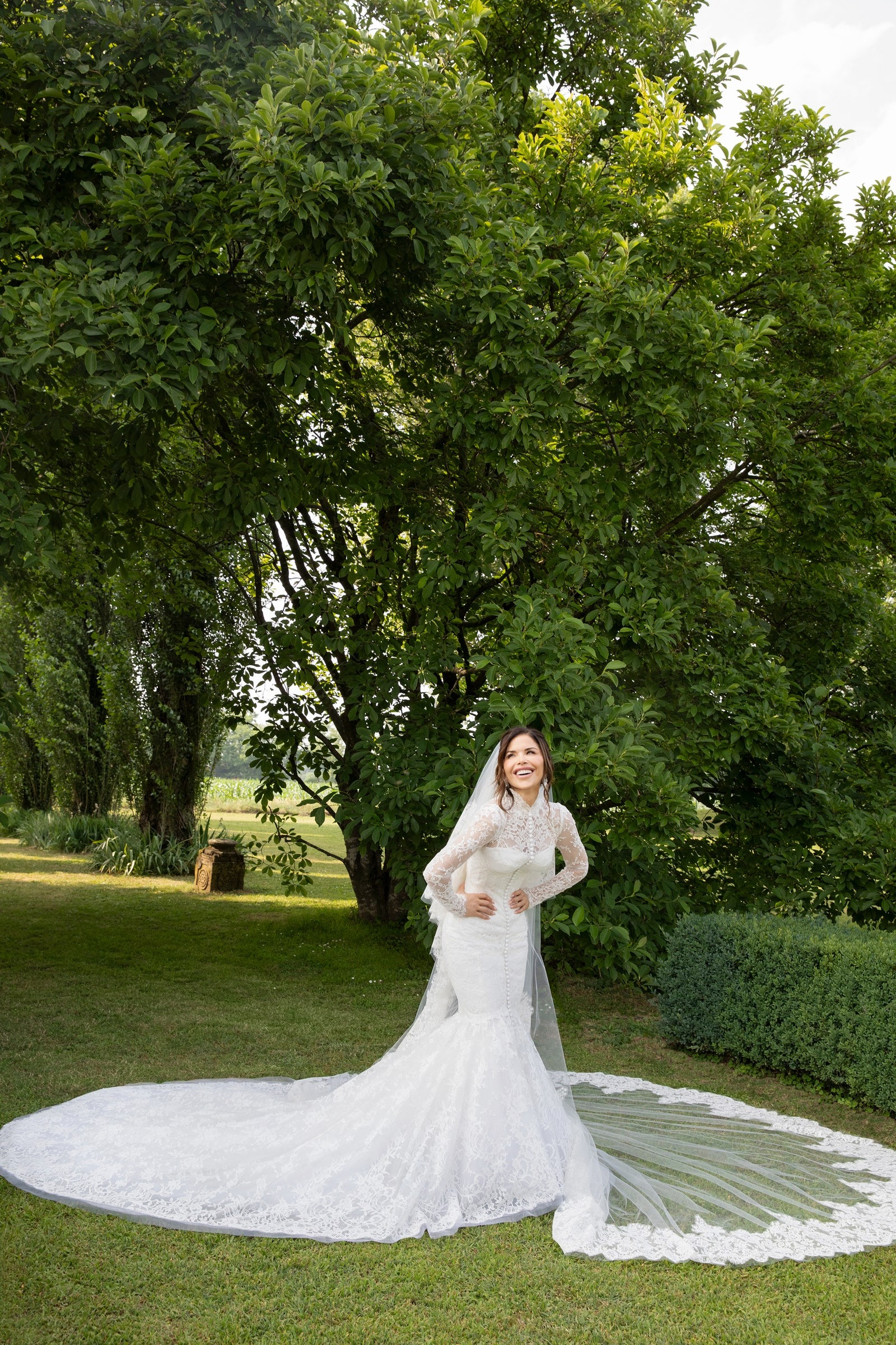 VO0925_LSBride_01