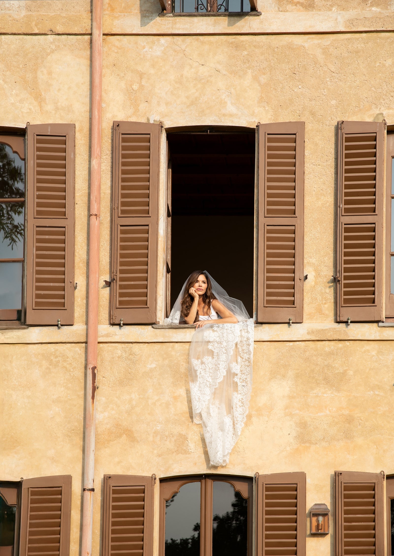 VO0925_LSBride_05