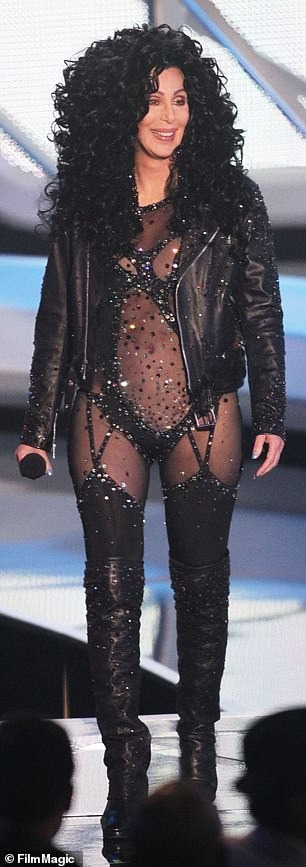 96692055-14900383-Cher_s_iconic