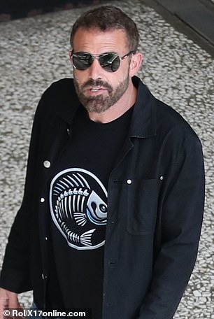 100296297-14904289-Ben_Affleck_a