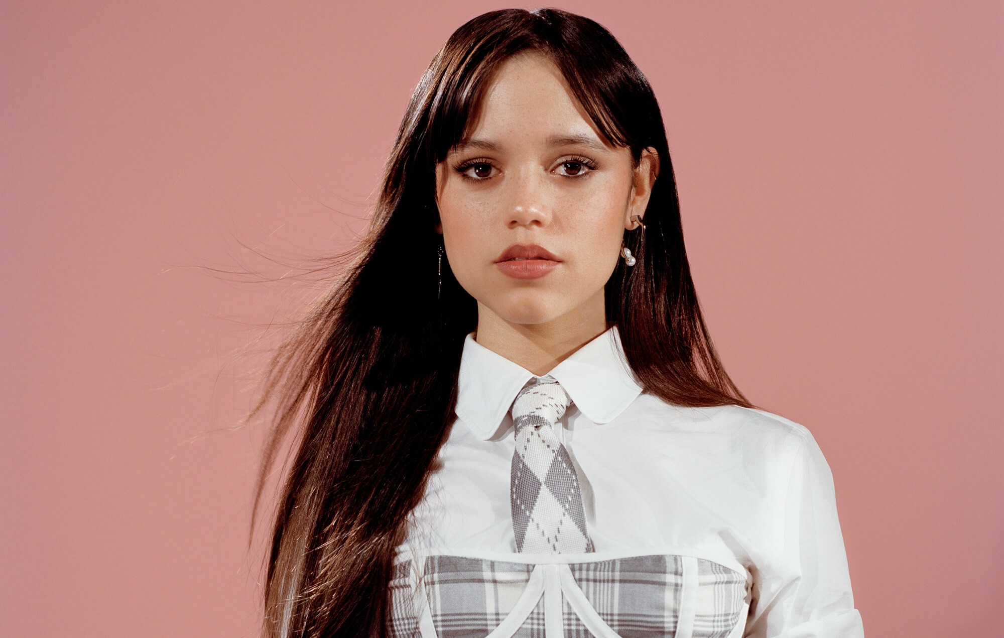 jenna-ortega-2022-hd_bWxtbGqUmZq