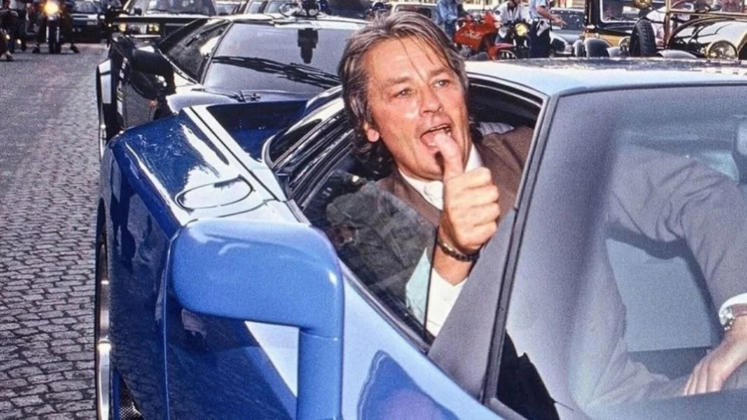 alain-delon-rugir-bugatti-eb110