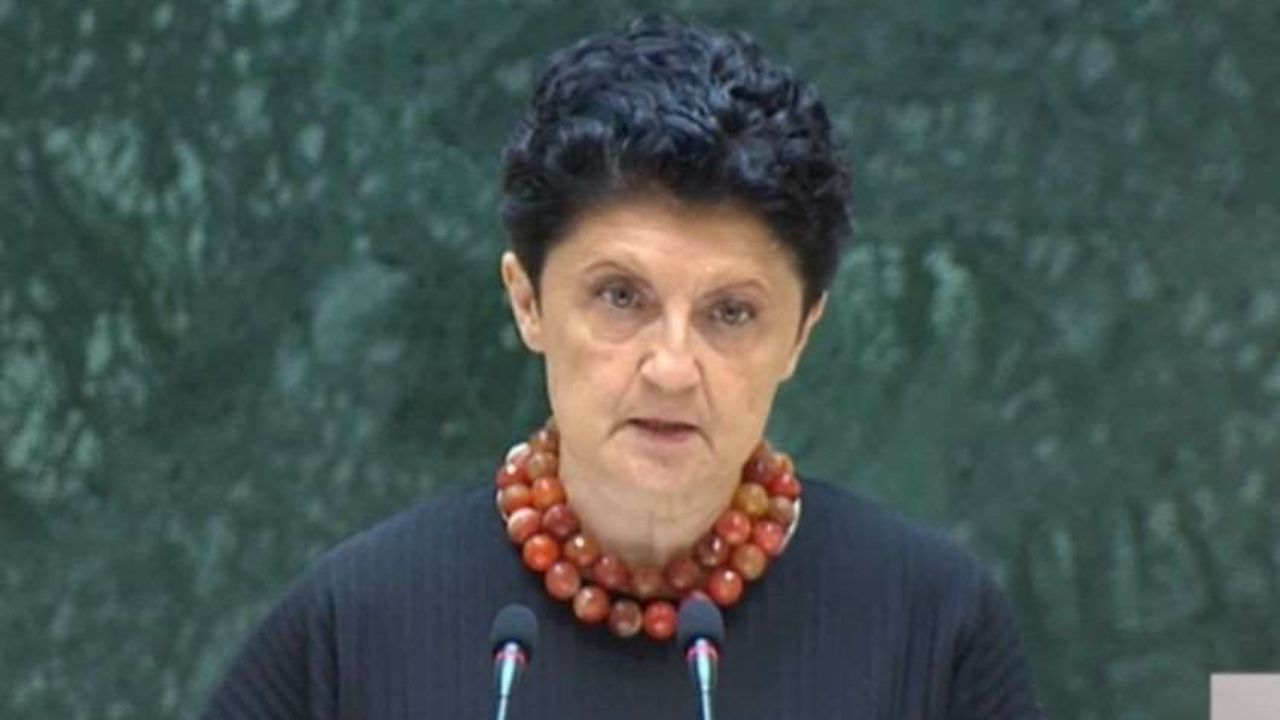 თეა წულუკიანი