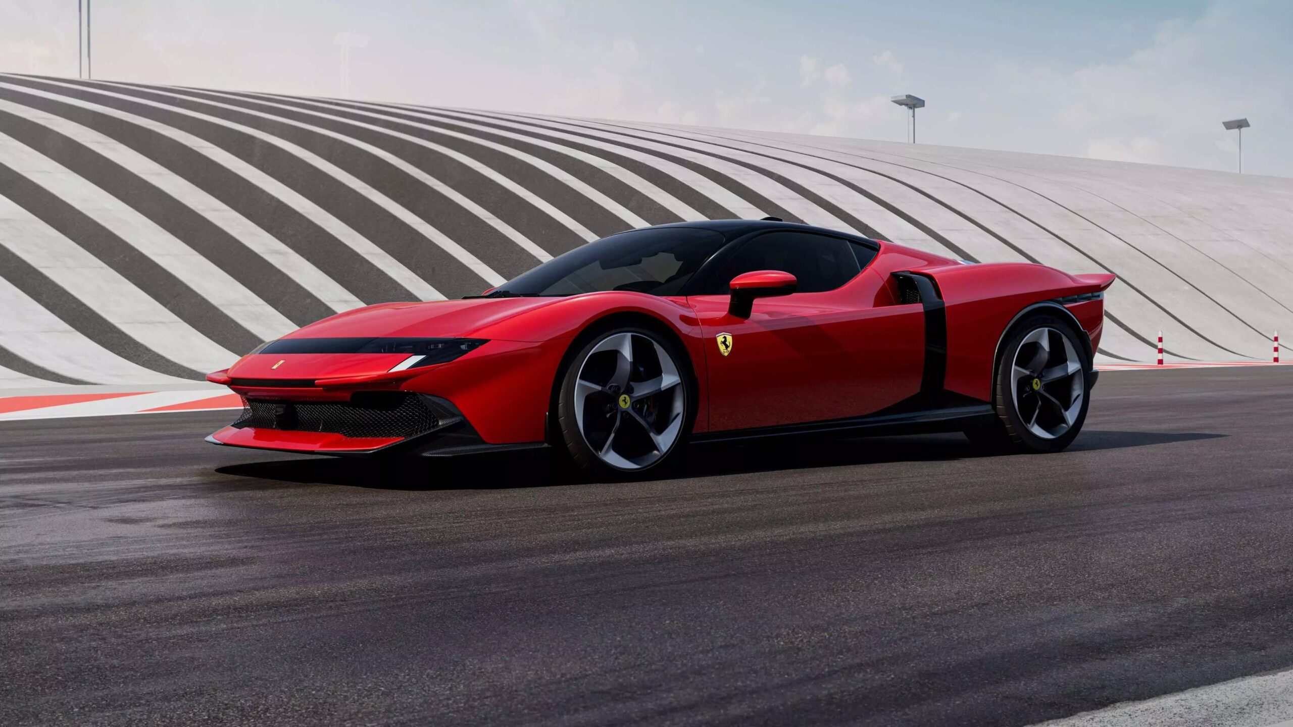 463815-849testarossa16x904