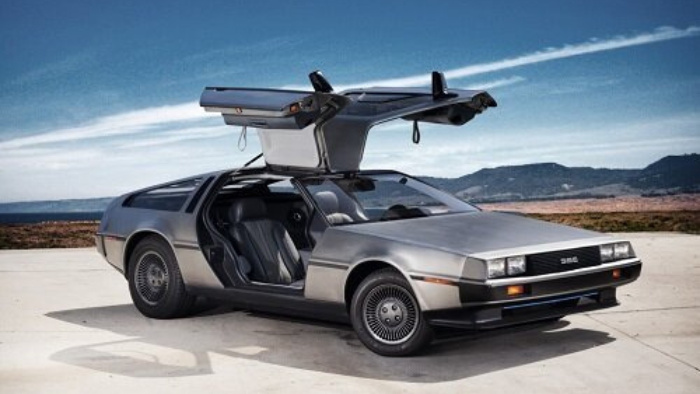 დროში გამყინავი ავტომობილი DeLorean DMC-12-ის მოკლე ისტორია