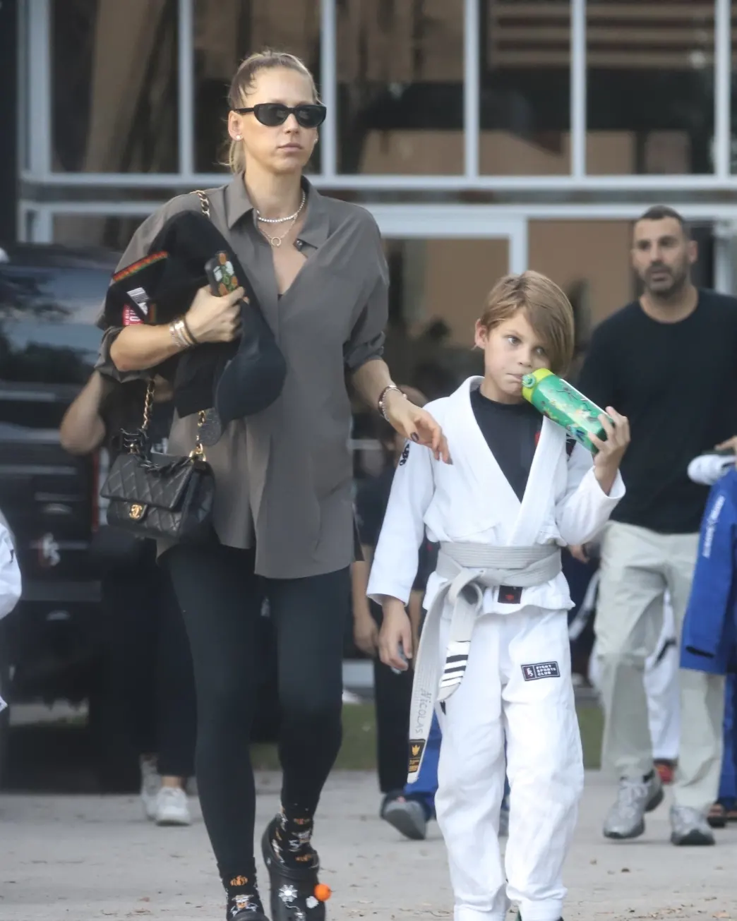 NEW PHOTOS - НОВЫЕ ФОТО- 27 октября 2025 года папарацци сфотографировали @annakournikova с Коле