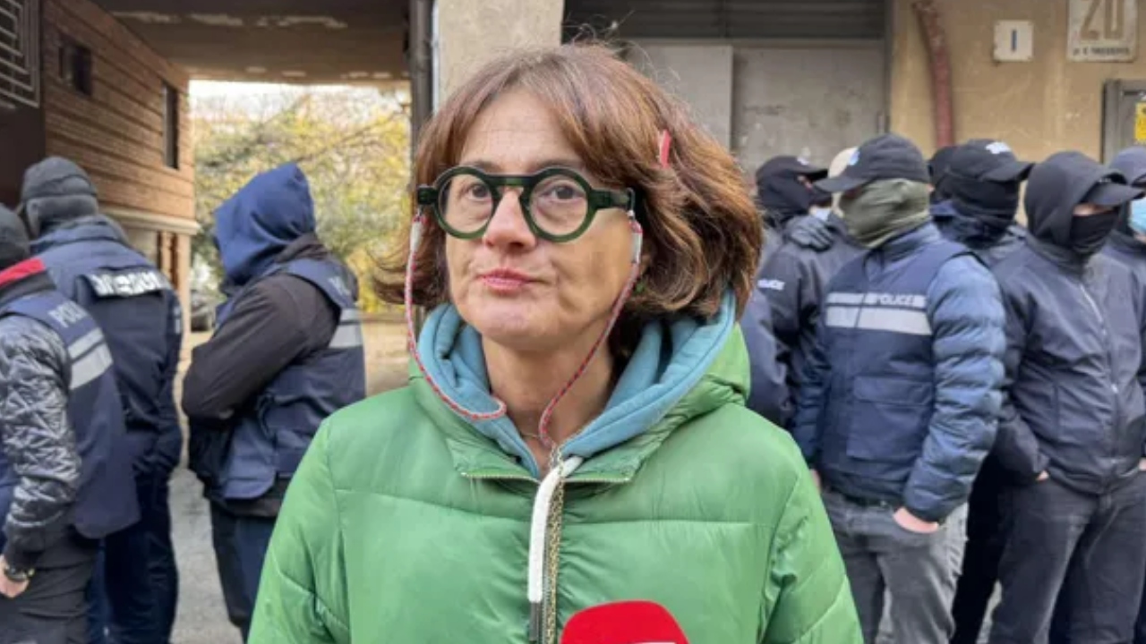 2025-11-04_01-19-00_273175