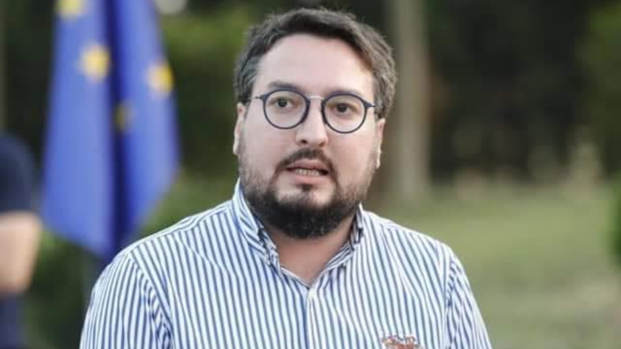 თაზო დათუნაშვილი