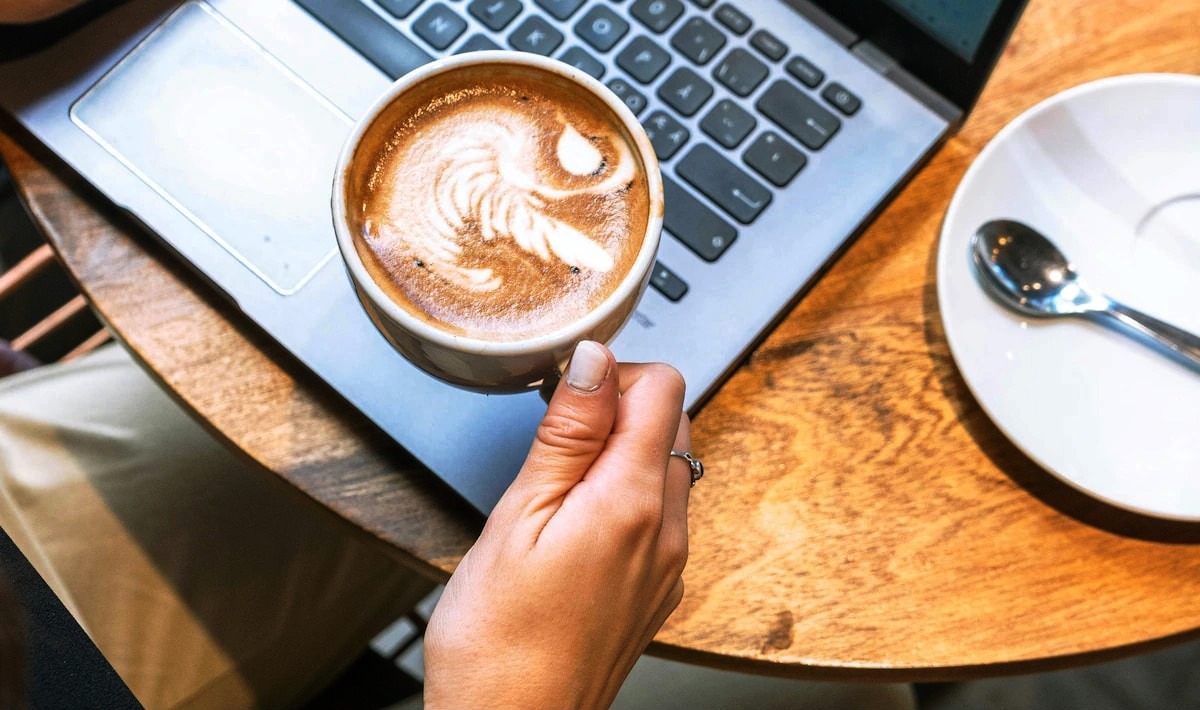 g9gc4k94_office-coffee_625x300_0