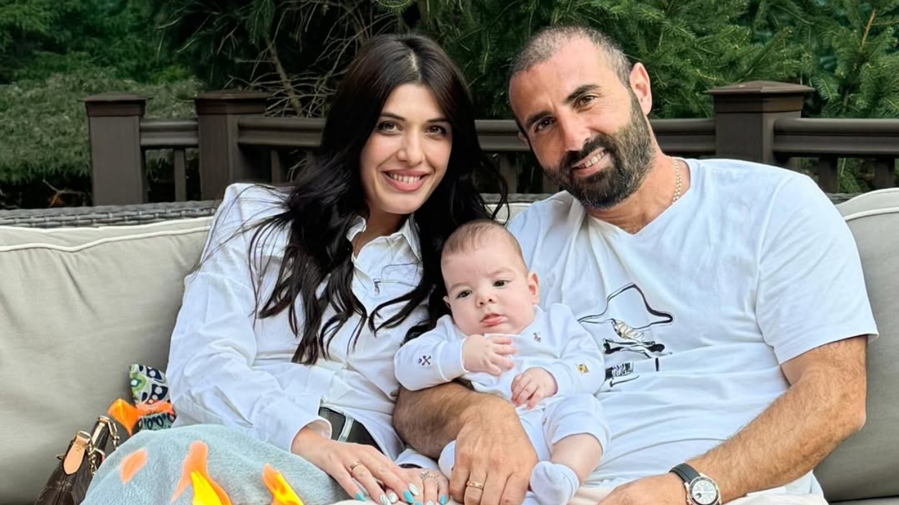 2025-11-14_00-52-41_841747