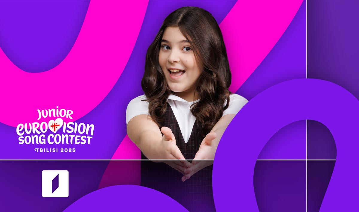 1762506496-anita-web