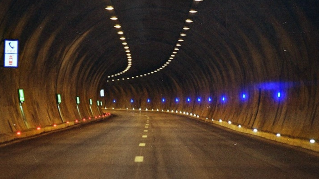 მეტეხის გვირაბში დაგეგმილი სამუშაოების გამო, ღამის საათებში საავტომობილო მოძრაობა შეიზღუდება