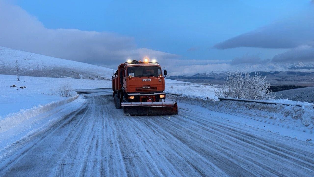 2025-12-30_23-09-25_573615