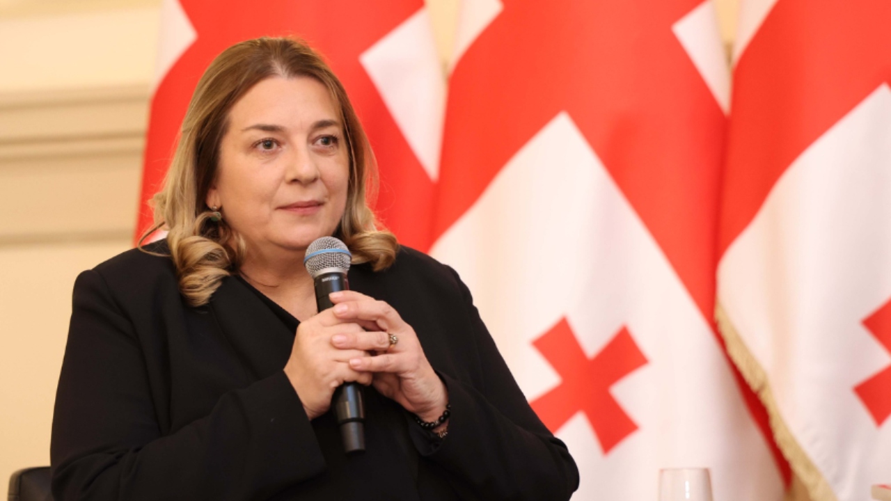 2026-01-04_23-28-04_370196