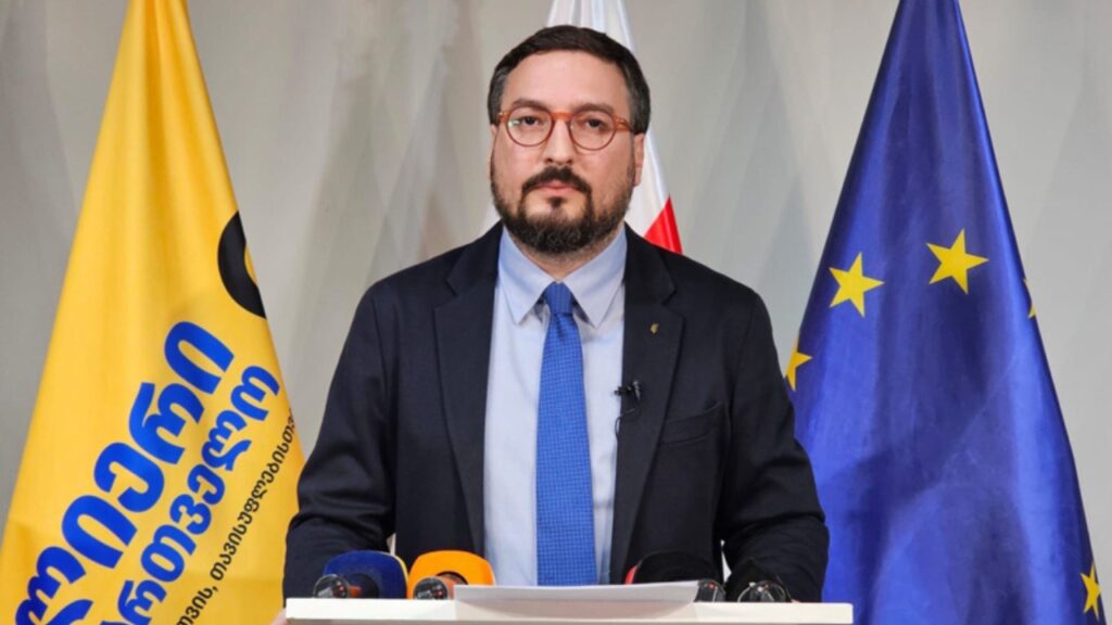 თაზო დათუნაშვილი: „დავოსის ეკონომიკური ფორუმი რესპექტაბელური ადამიანების შეკრებაა – იქ კობახიძეს არავინ დაუჯერებს, რომ არაჩვეულებრივი ეკონომიკური ზრდა აქვს“