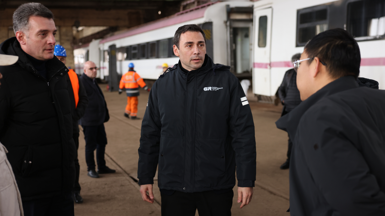 ლაშა აბაშიძე