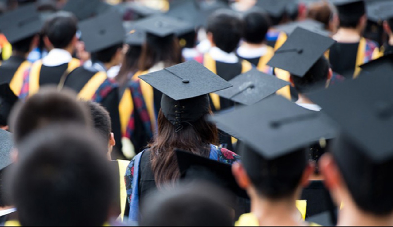 სტუდენტები