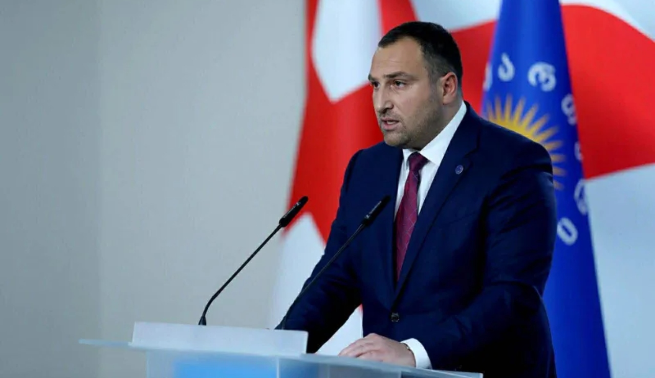 ირაკლი კირცხალია