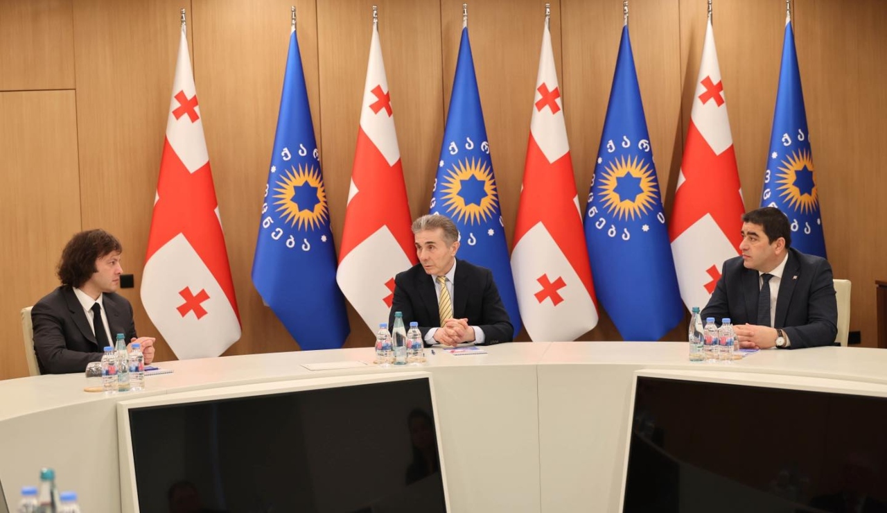 პოლიტსაბჭოს სხდომა