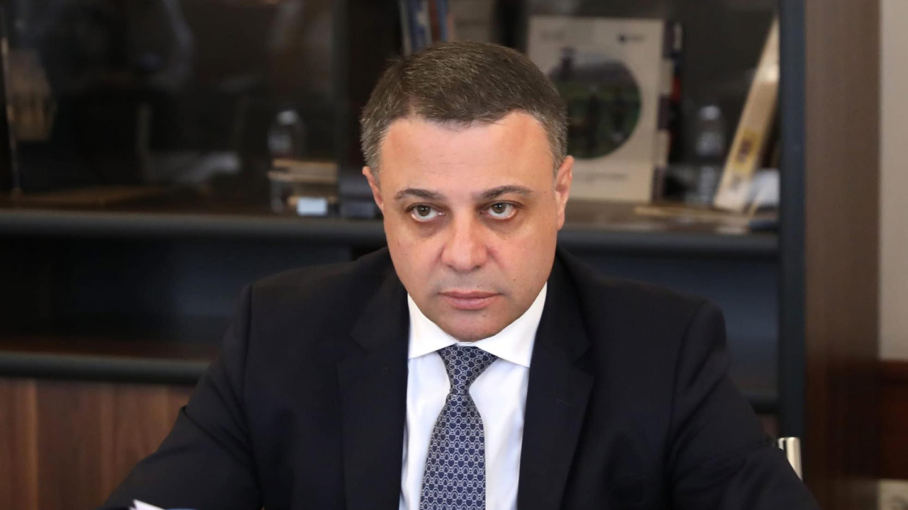 ალუდა ღუდუშაური