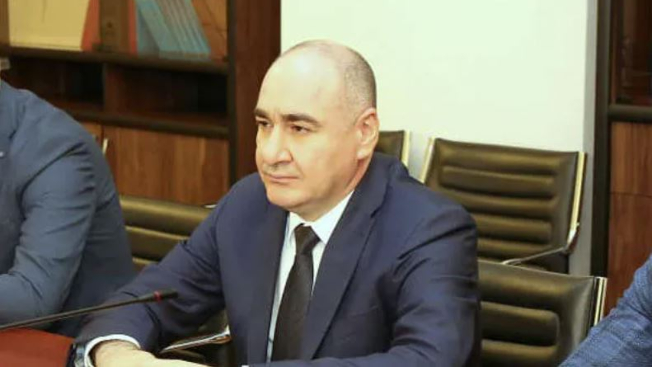 ლევან ახობაძე