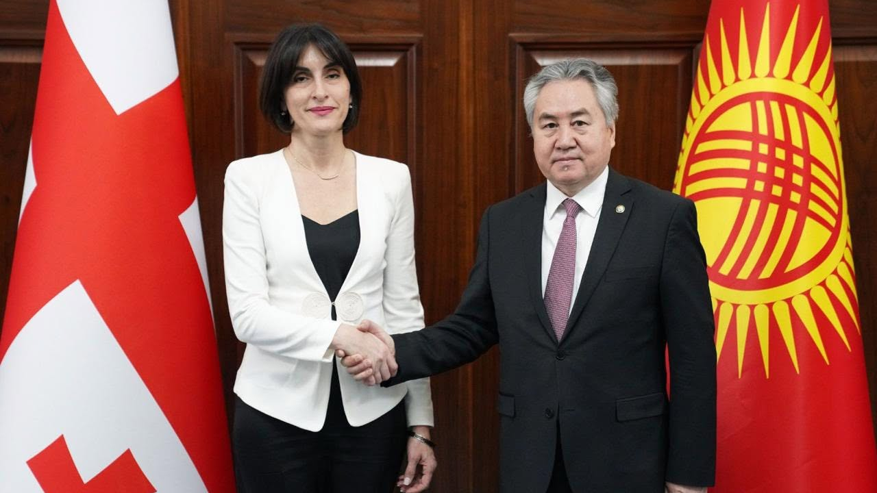 ჟეენბეკ კულუბაევი და მაკა ბოჭორიშვილი