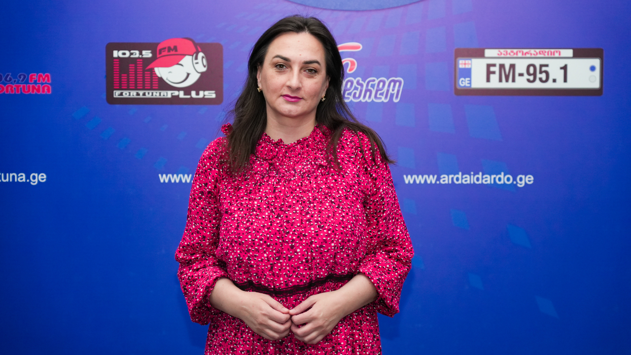 ნინო ეფხოშვილი