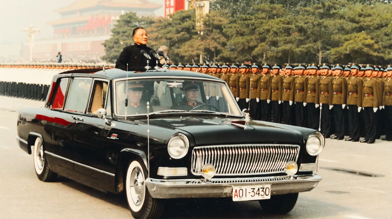 ჩინური სიგიჟე Hongqi CA770