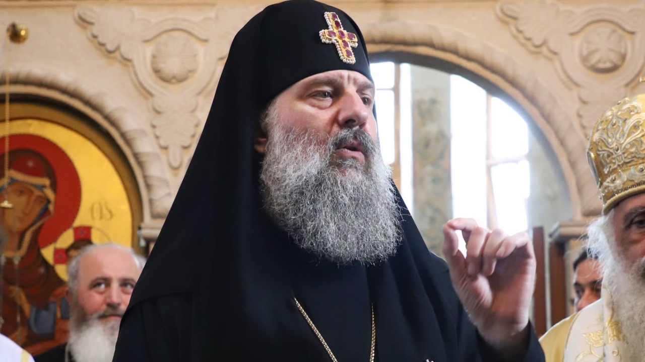 შიო მესამე