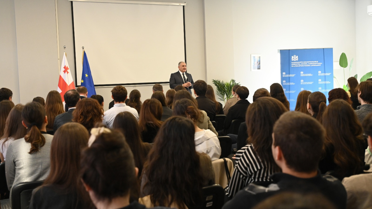 მიხეილ სარჯველაძე